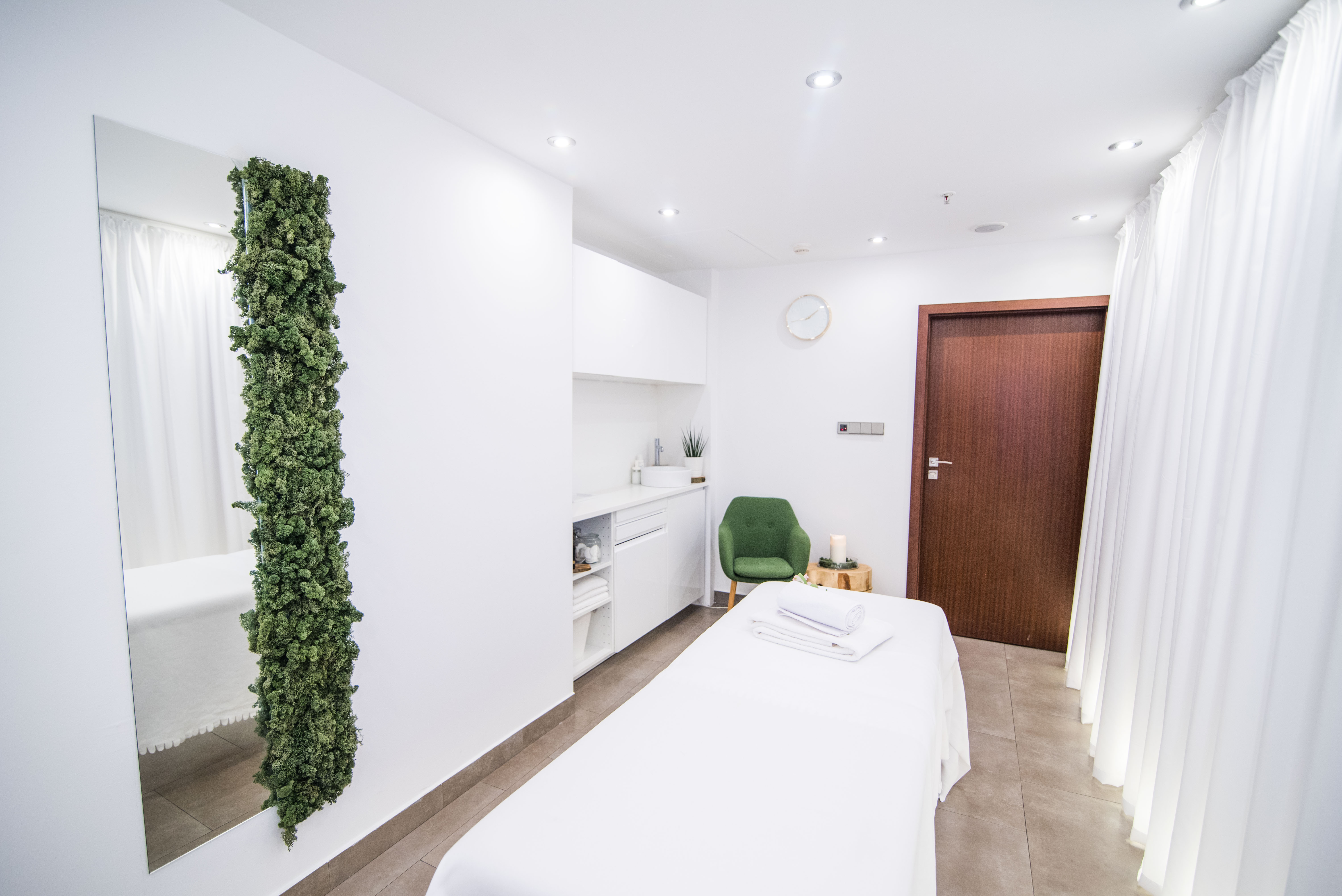 Chill City Wellness & SPA — wnętrze salonu w Poznaniu
